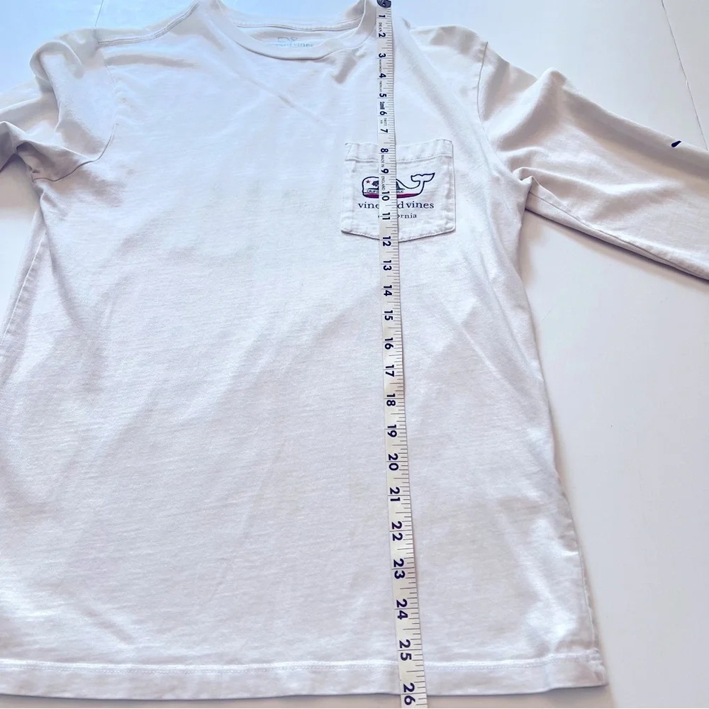 Vineyard Vines Men's White Long Sleeve Shirt with California Bear. Extra Small